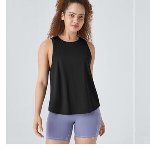 Halara top size small